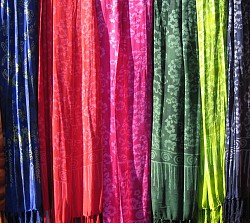 Fabric can hide architectural imperfections. (Photo: Christa Richert/sxc.hu)