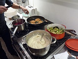 A cook enjoys a professional gas stove. (Photo: Seemann/morguefile.com)