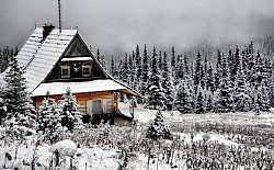 Winter home by monicore/pixabay