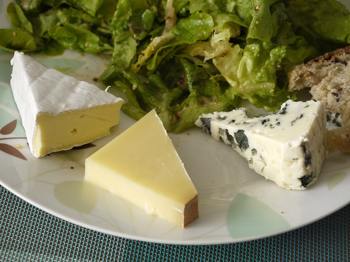 Have you ever considered applying a mask made of cheese as a dry skin remedy? (Photo: MaxStraeten/morguefile.com)