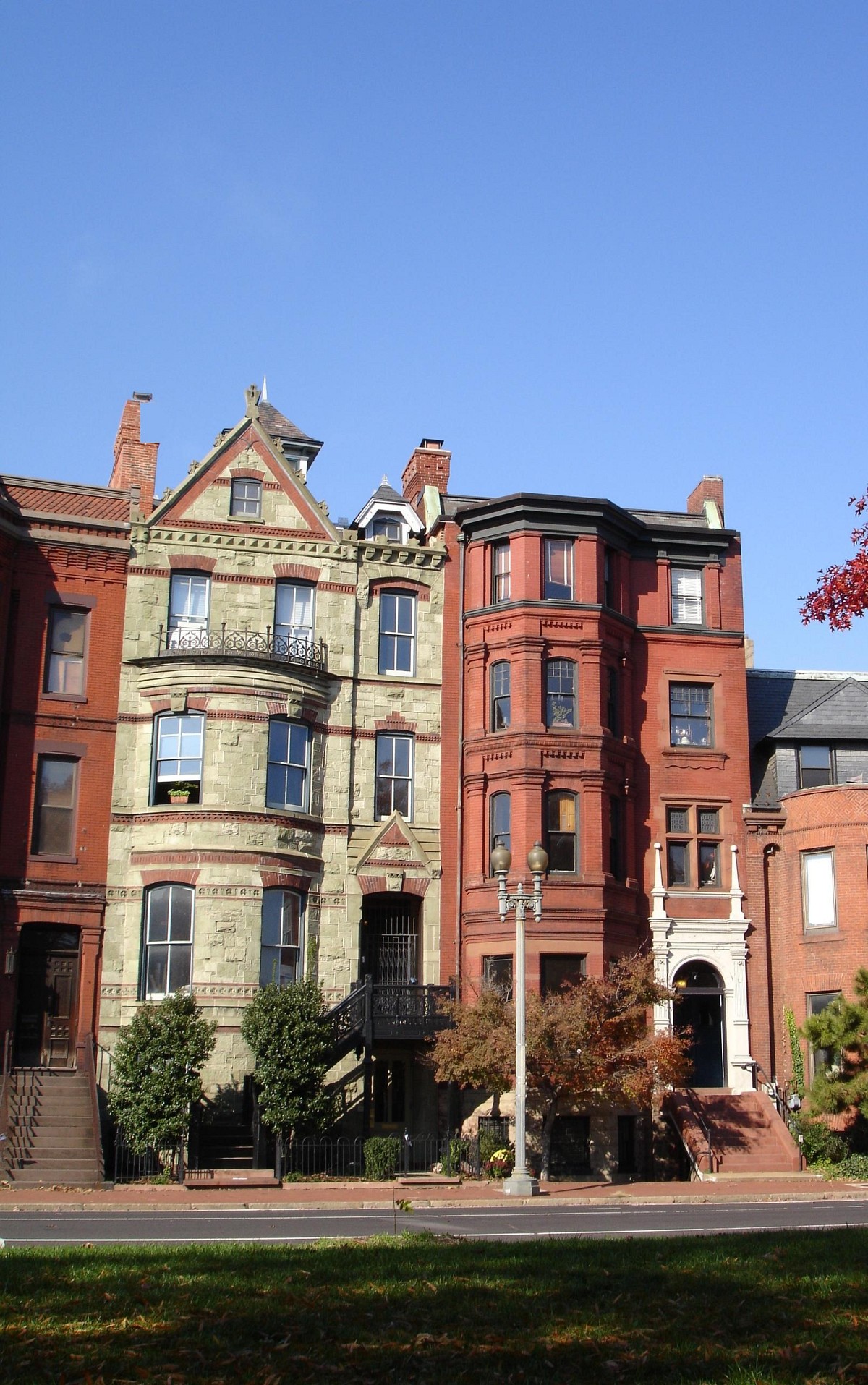 Stone and brick exterior cladding -- an old-fashioned choice.  Photo: davidlat/stock.xchng